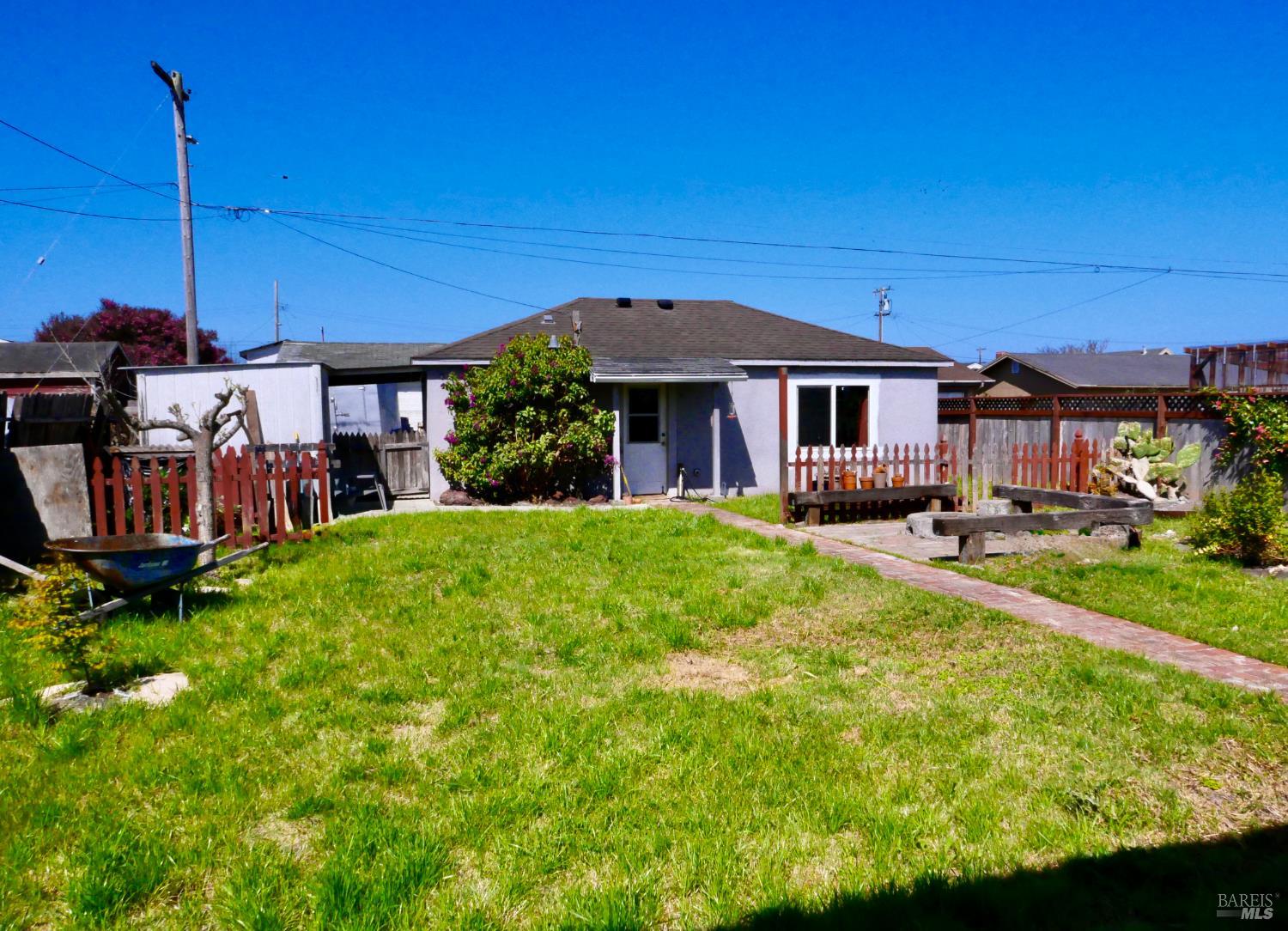 165 Livingston Street Fort Bragg CA 95437