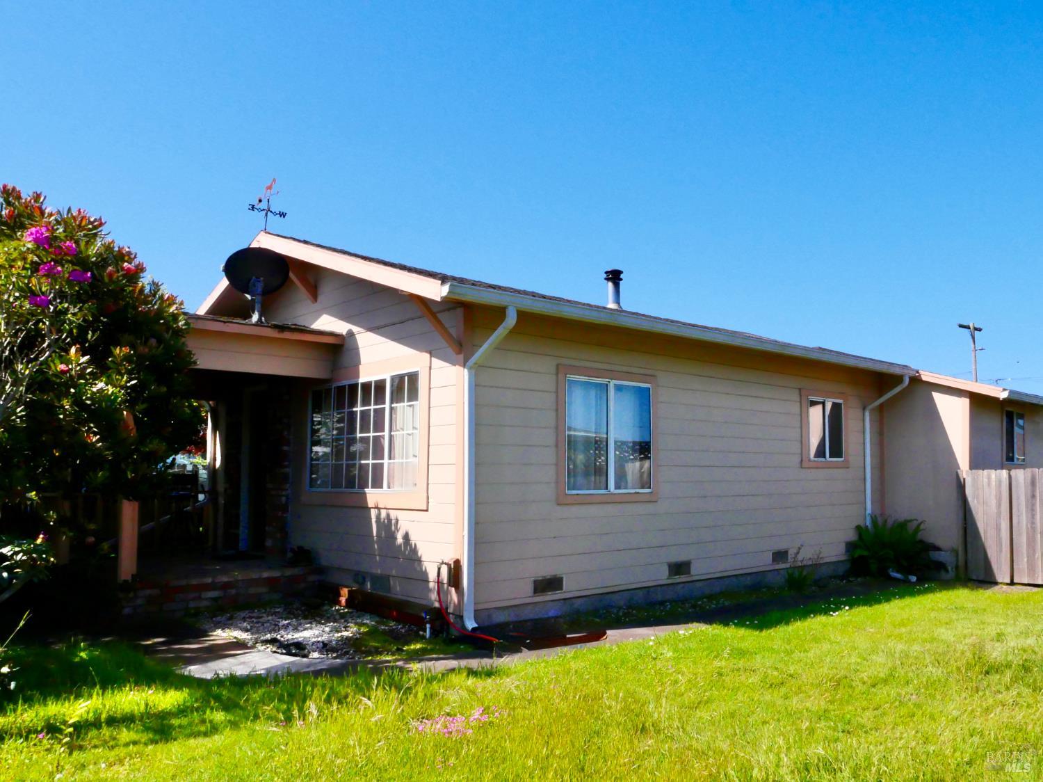 165 Livingston Street Fort Bragg CA 95437