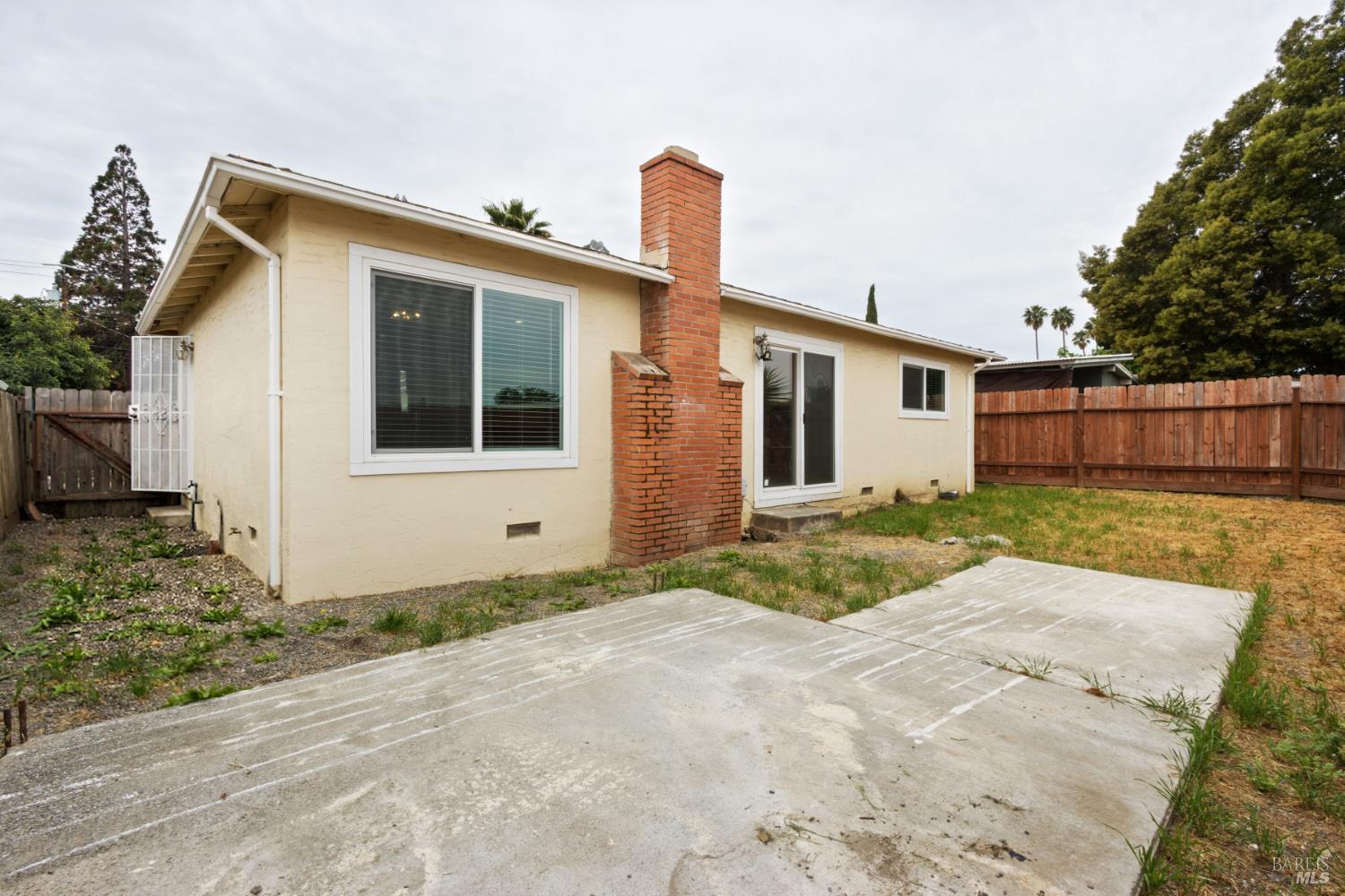 942 5th Street Vallejo CA 94590
