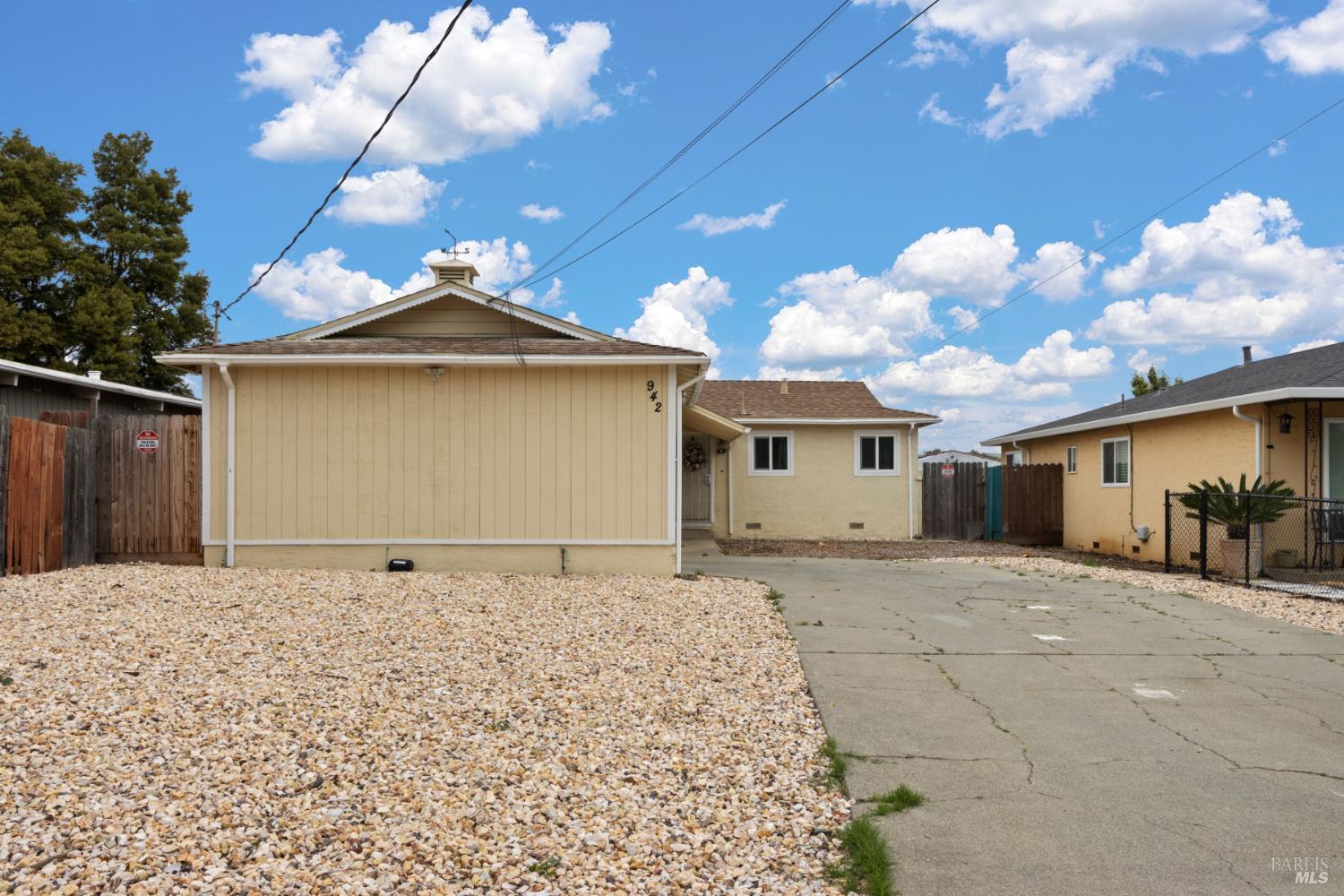 942 5th Street Vallejo CA 94590
