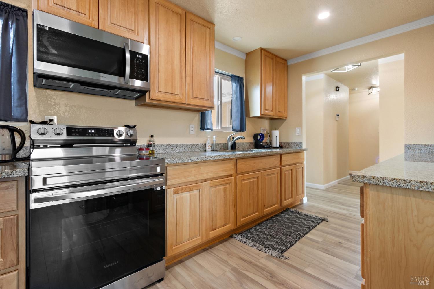 942 5th Street Vallejo CA 94590