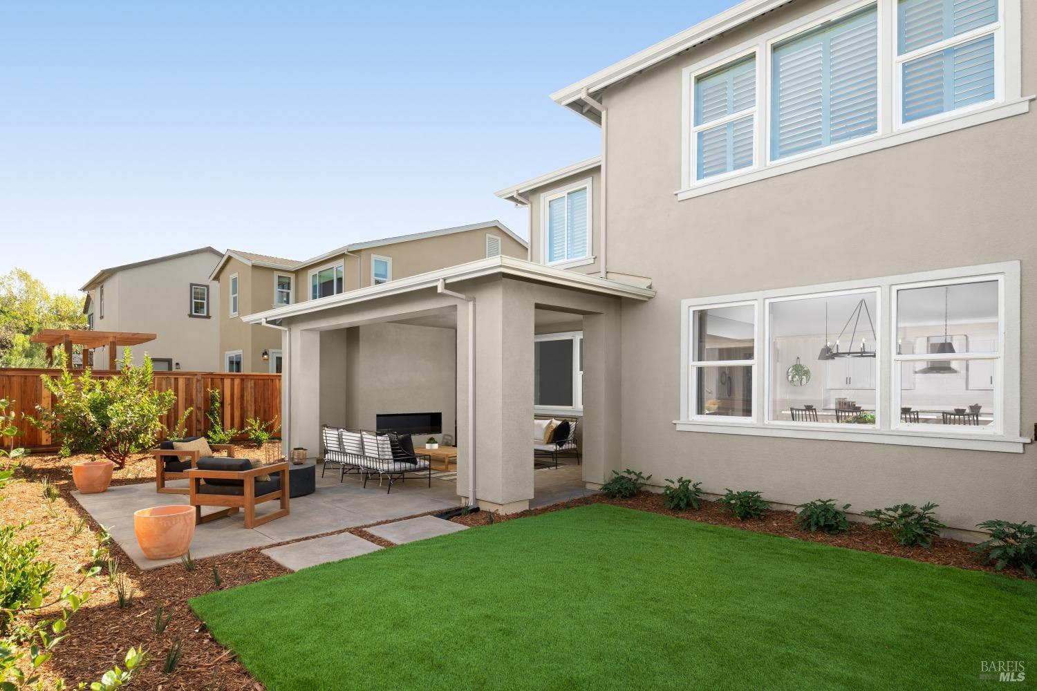 2535 Courtney Avenue Santa Rosa CA 95403