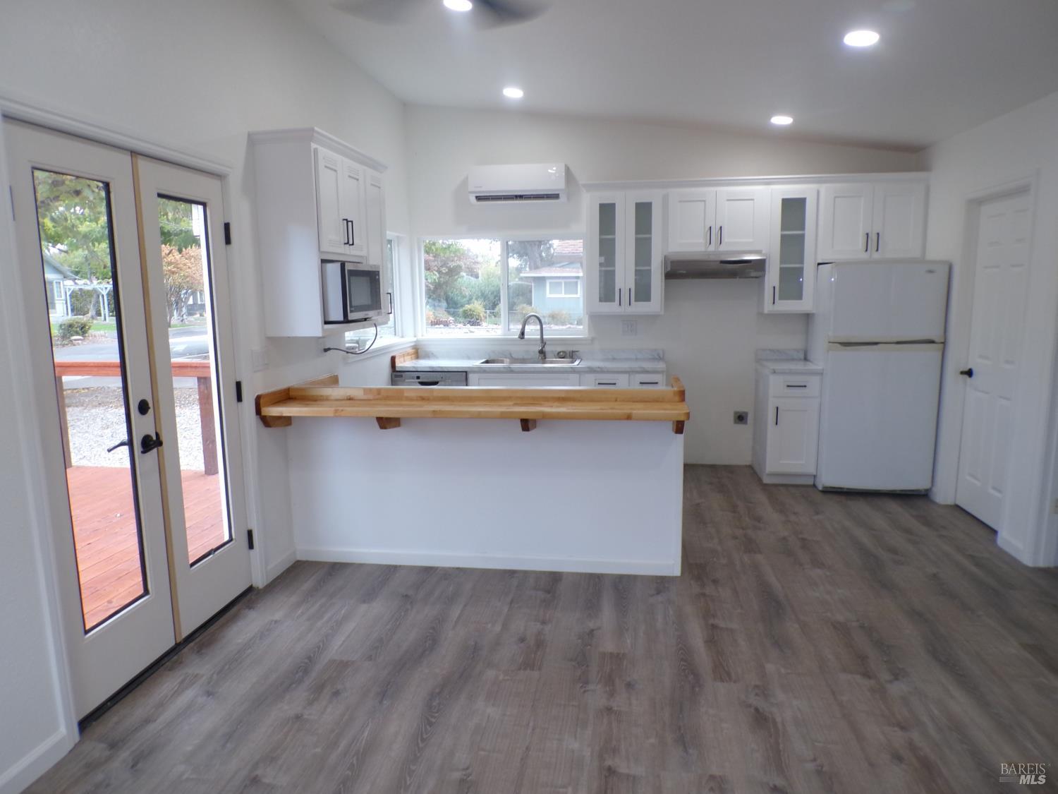4915 Golf Avenue Clearlake CA 95422