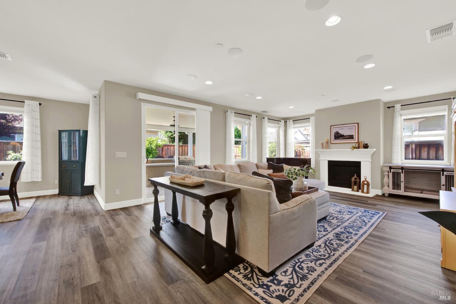 101 Scarlet Street Vacaville CA 95687