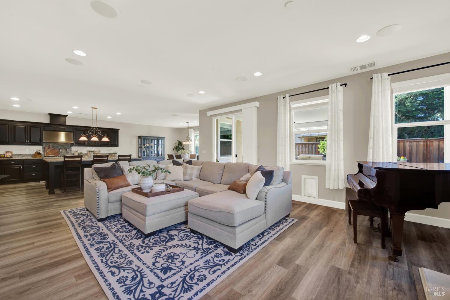 101 Scarlet Street Vacaville CA 95687