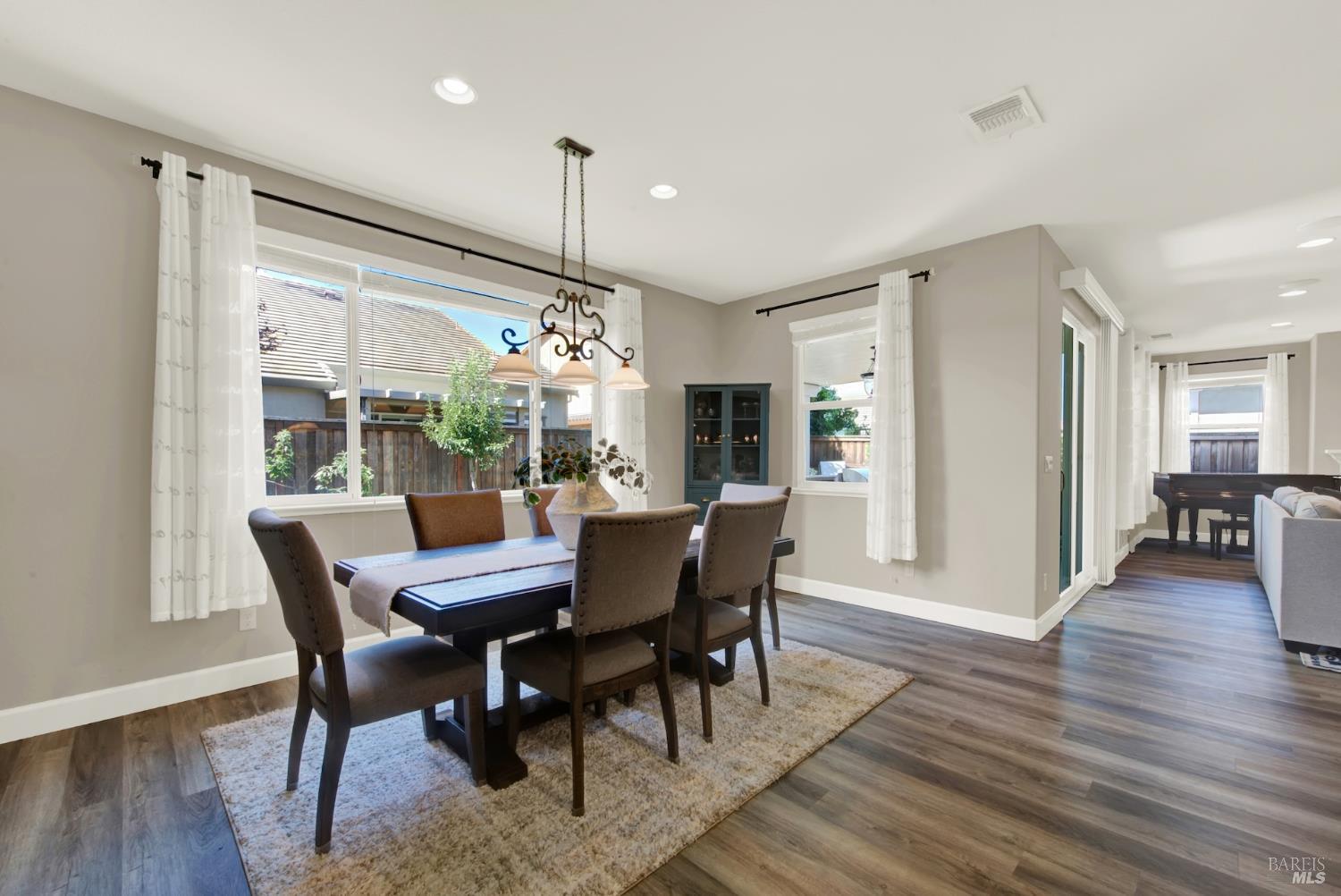 101 Scarlet Street Vacaville CA 95687