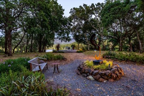 10601 Slattery Road Glen Ellen CA 95442