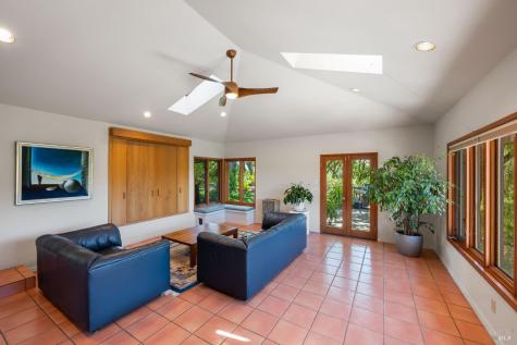 10601 Slattery Road Glen Ellen CA 95442