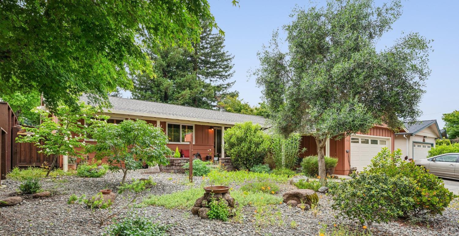 3743 Newark Drive Napa CA 94558