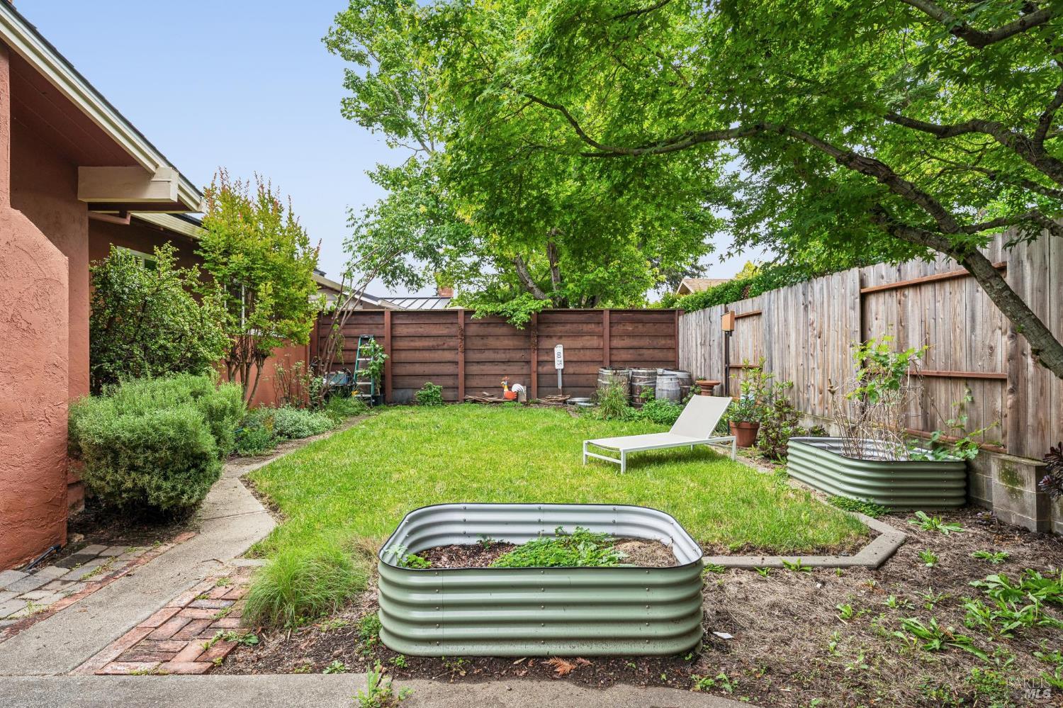 3743 Newark Drive Napa CA 94558