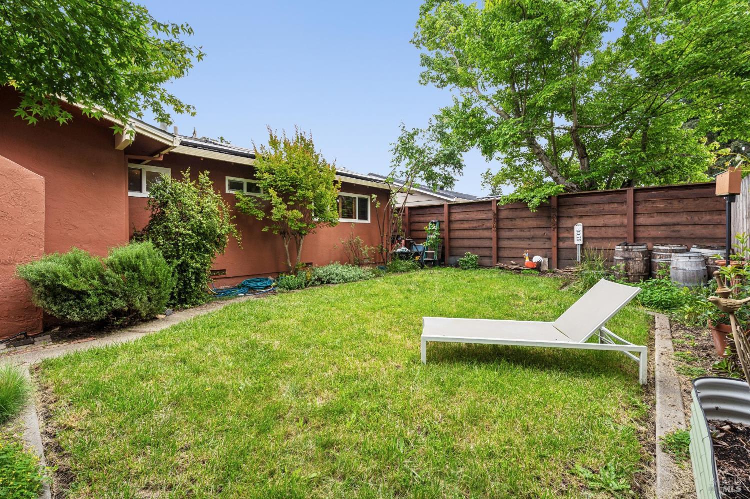 3743 Newark Drive Napa CA 94558