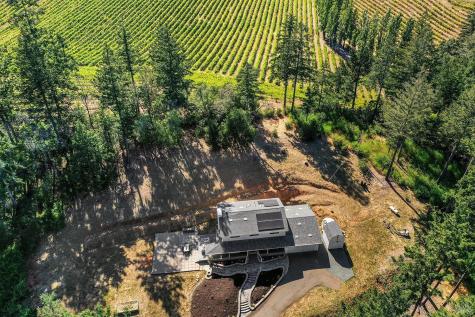 3229 W Dry Creek Road Healdsburg CA 95448