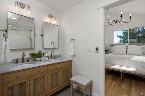 3229 W Dry Creek Road Healdsburg CA 95448