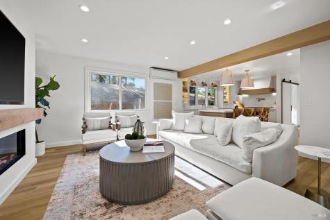 3229 W Dry Creek Road Healdsburg CA 95448