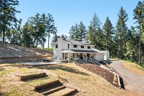 3229 W Dry Creek Road Healdsburg CA 95448
