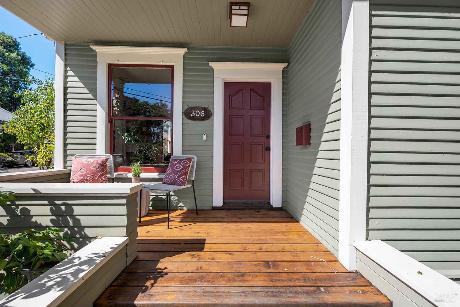 306 Pitt Avenue Sebastopol CA 95472