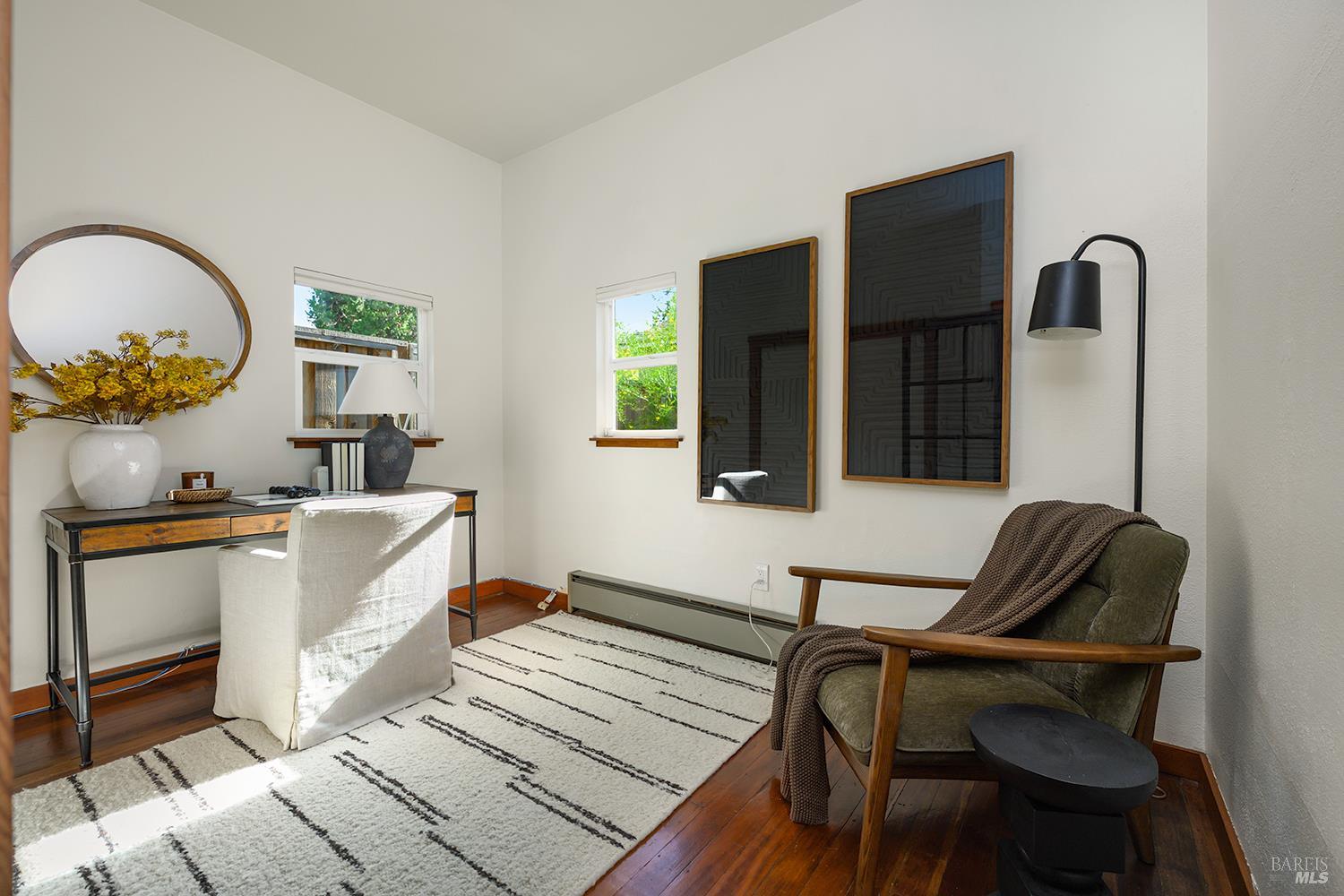 306 Pitt Avenue Sebastopol CA 95472
