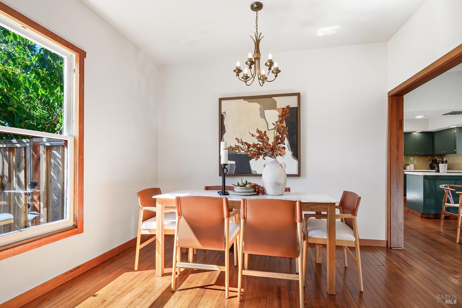 306 Pitt Avenue Sebastopol CA 95472