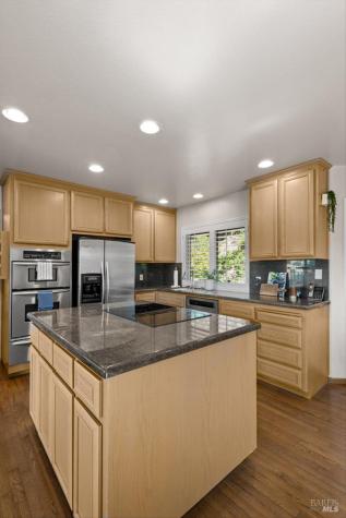 5 Wimbledon Court Novato CA 94949