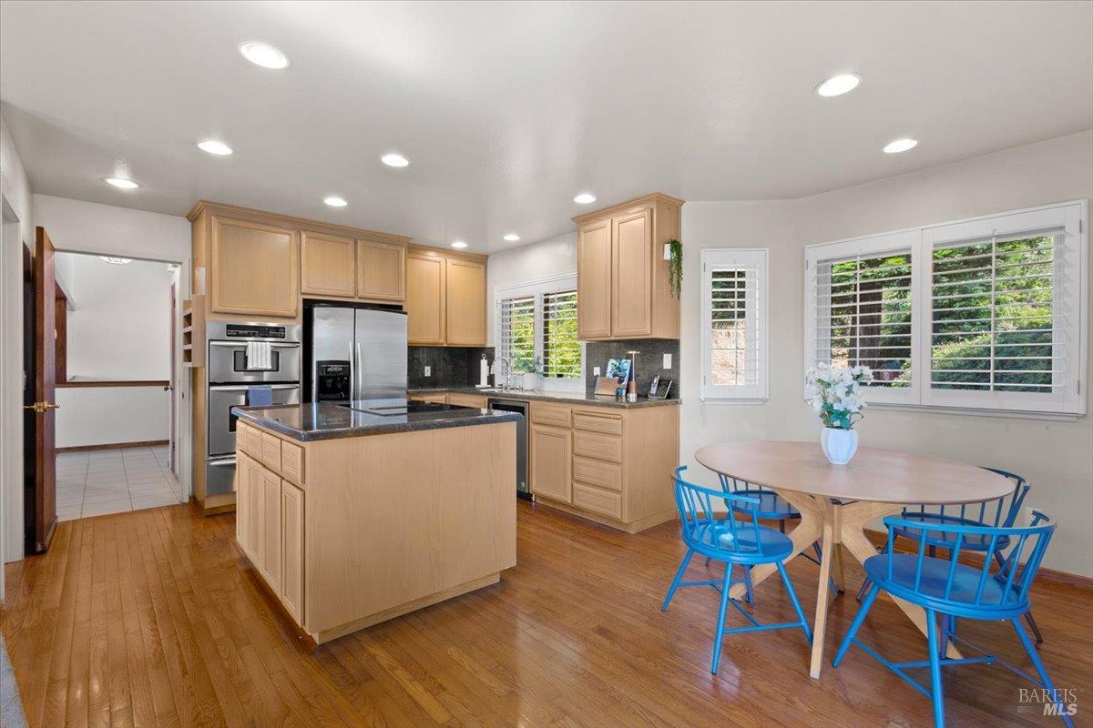 5 Wimbledon Court Novato CA 94949