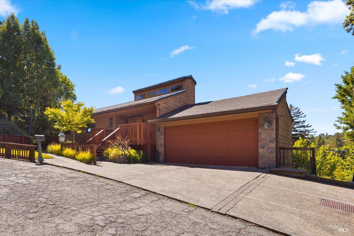 5 Wimbledon Court Novato CA 94949