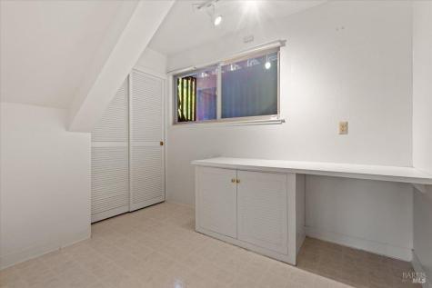 5 Wimbledon Court Novato CA 94949
