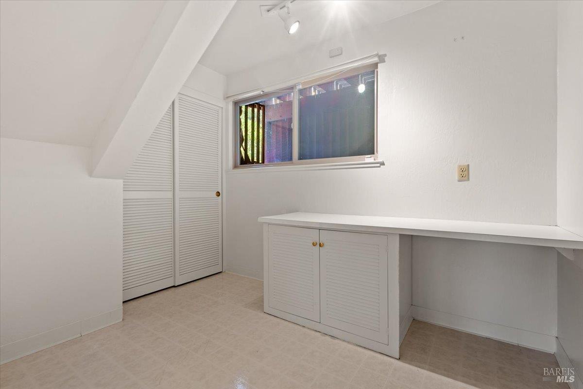 5 Wimbledon Court Novato CA 94949