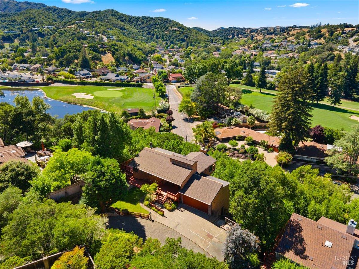 5 Wimbledon Court Novato CA 94949