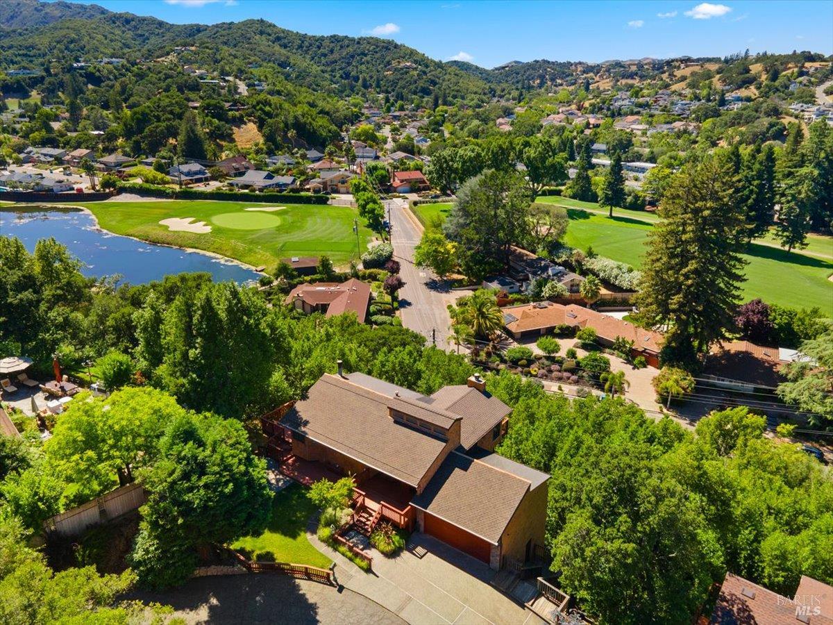 5 Wimbledon Court Novato CA 94949