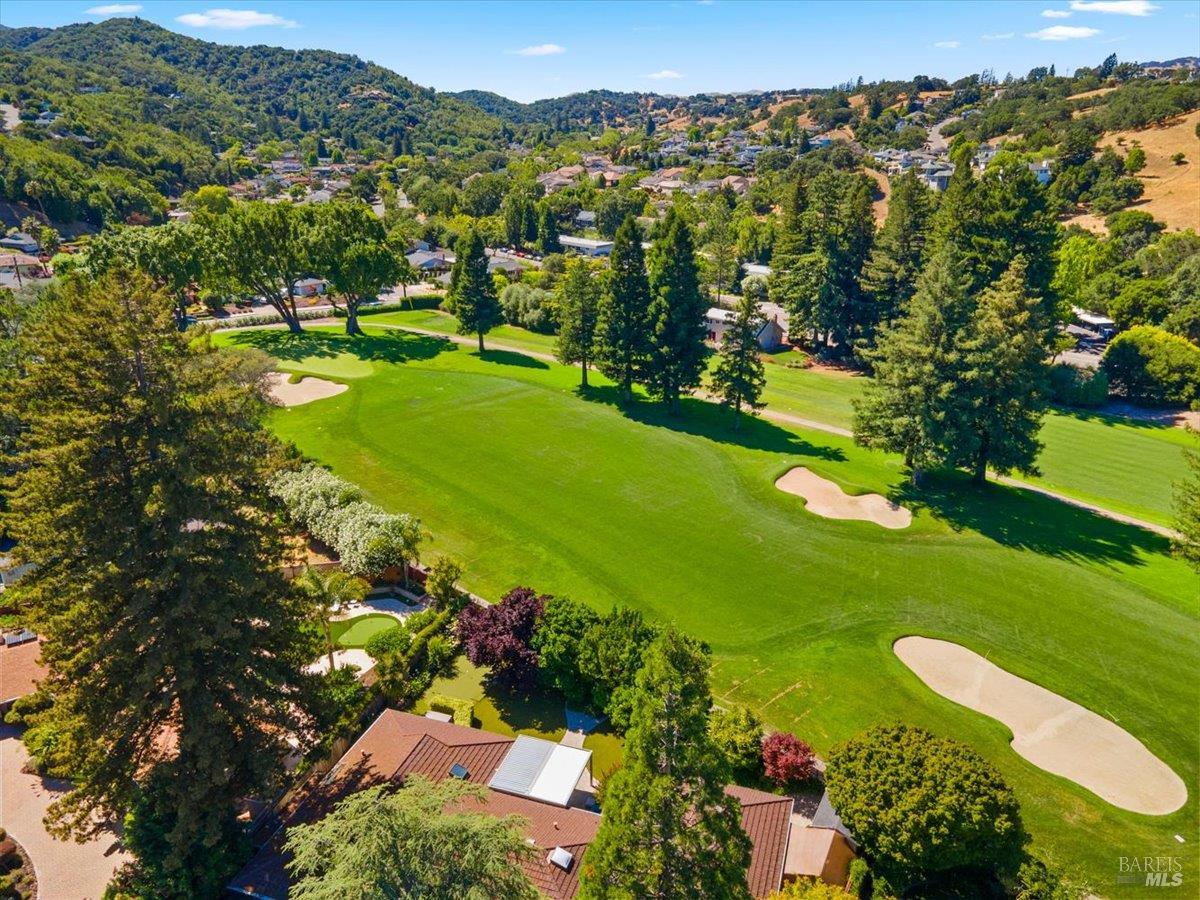 5 Wimbledon Court Novato CA 94949