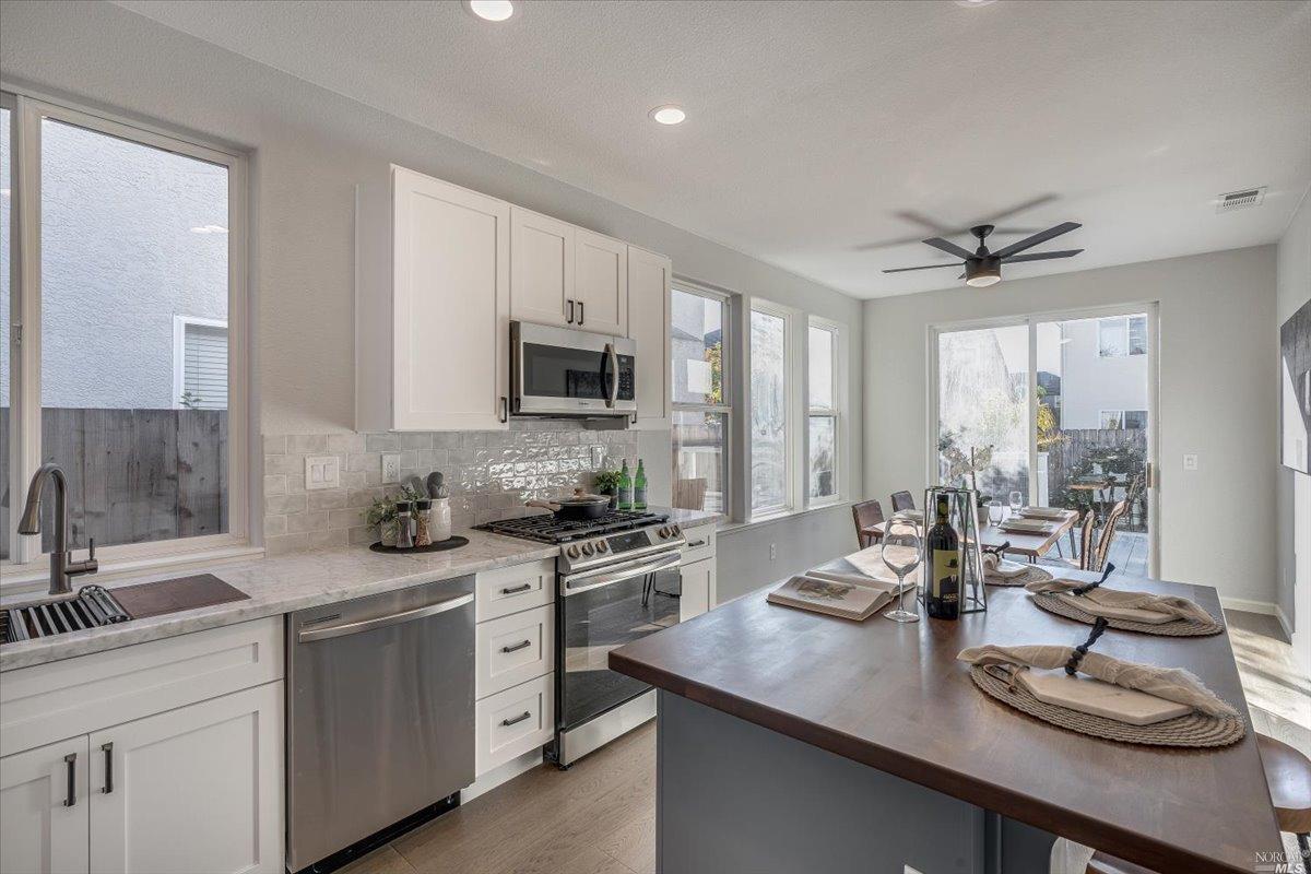 662 Decanter Circle Windsor CA 95492
