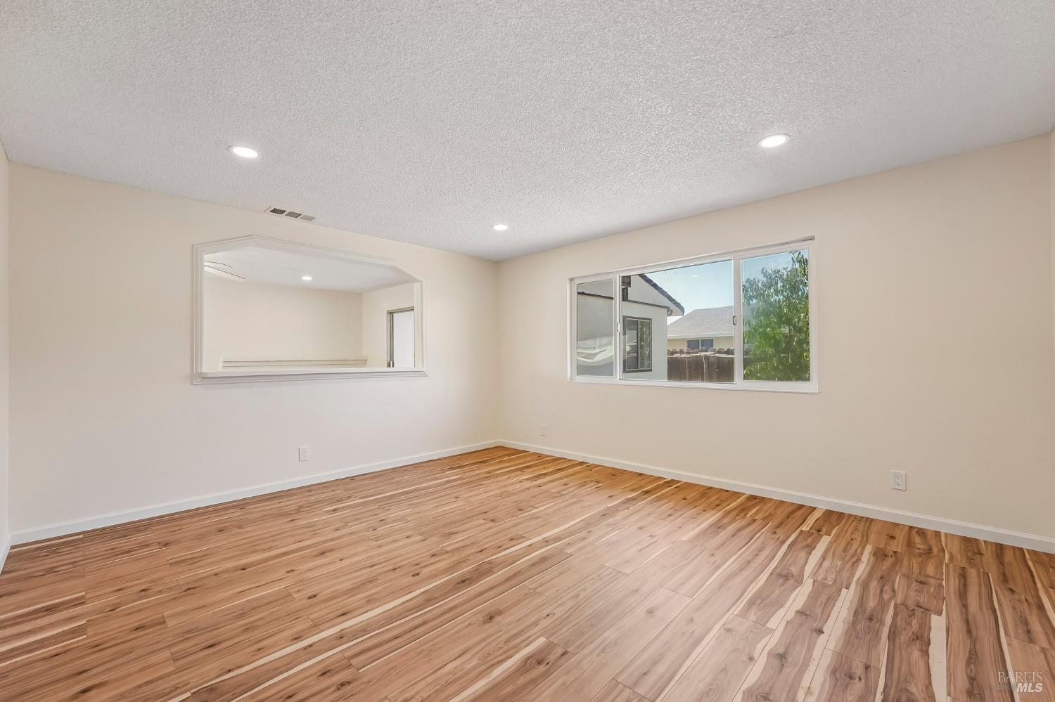 514 Monterey Drive Suisun City CA 94585