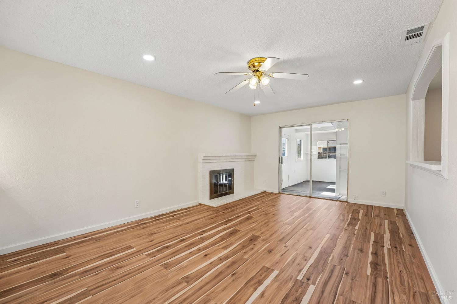 514 Monterey Drive Suisun City CA 94585