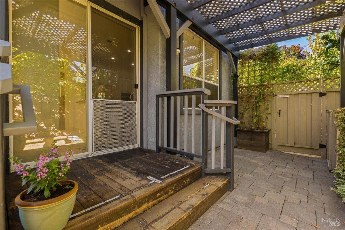 3 Vintage Court Petaluma CA 94954