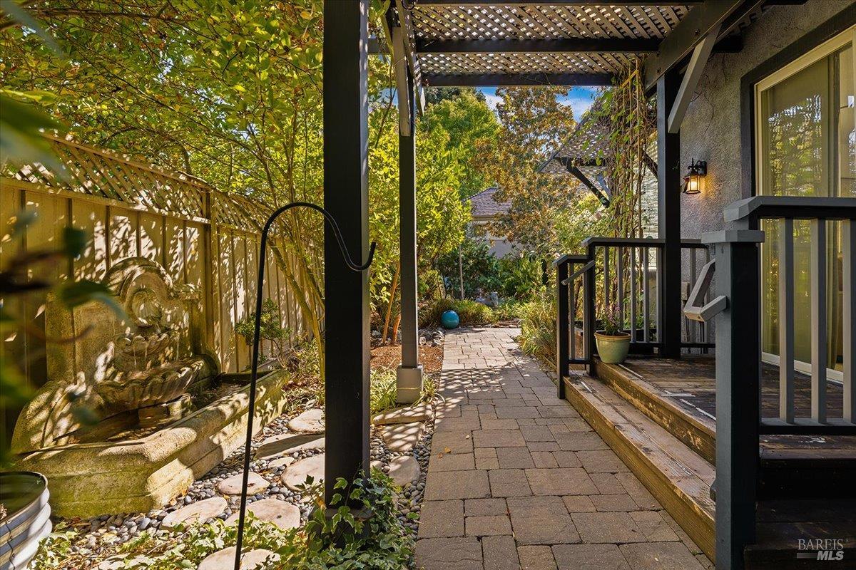 3 Vintage Court Petaluma CA 94954