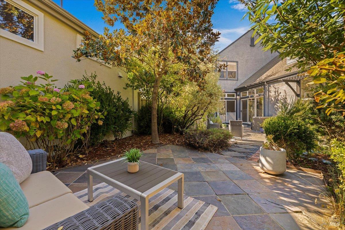 3 Vintage Court Petaluma CA 94954