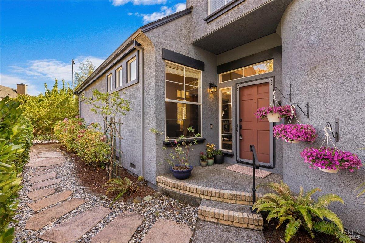 3 Vintage Court Petaluma CA 94954