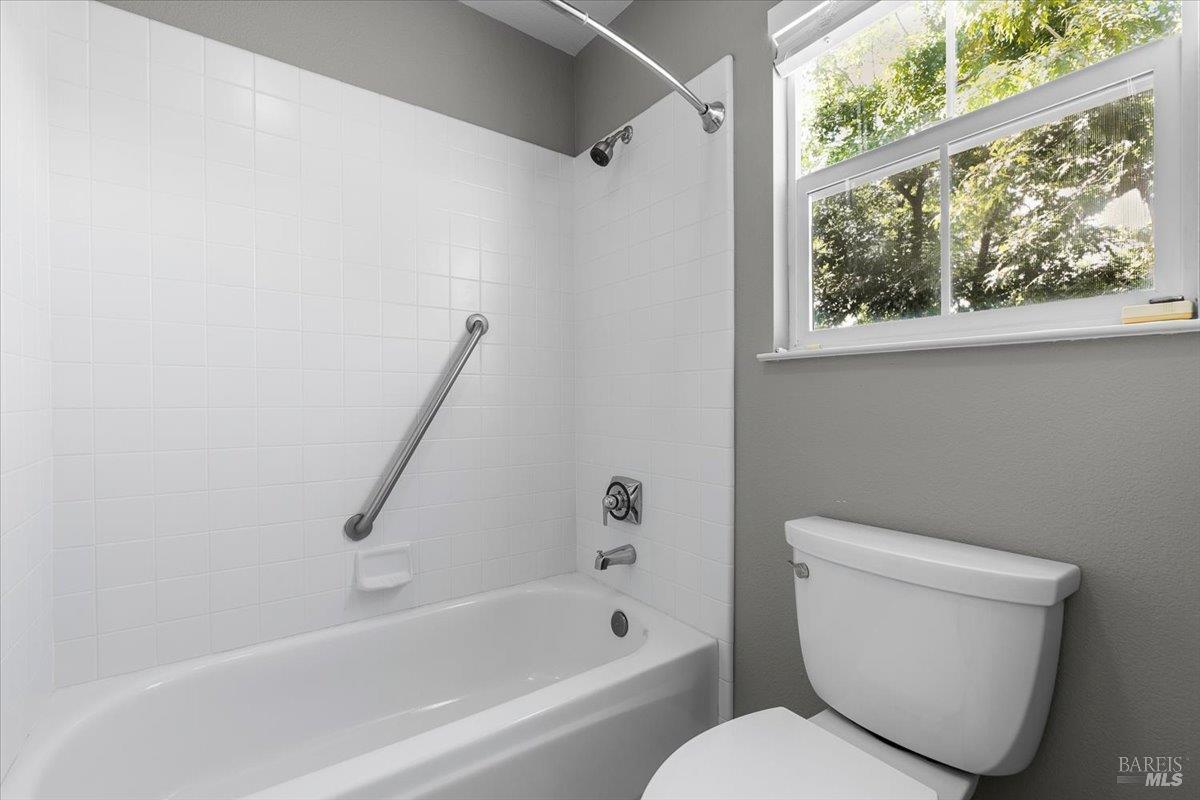 3 Vintage Court Petaluma CA 94954