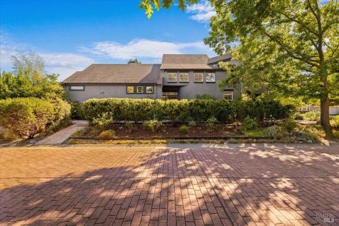 3 Vintage Court Petaluma CA 94954