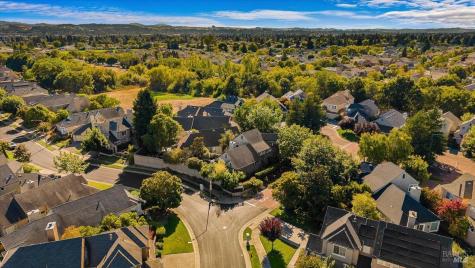 3 Vintage Court Petaluma CA 94954