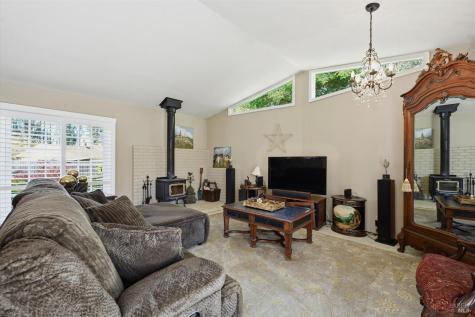 4320 Roblar Road Petaluma CA 94952