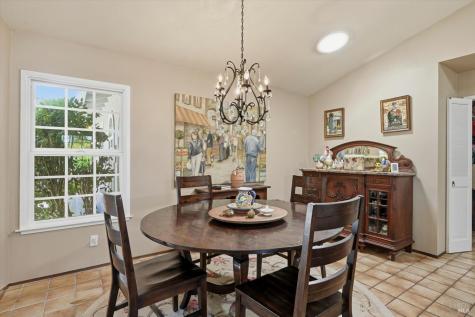4320 Roblar Road Petaluma CA 94952