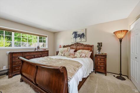 4320 Roblar Road Petaluma CA 94952