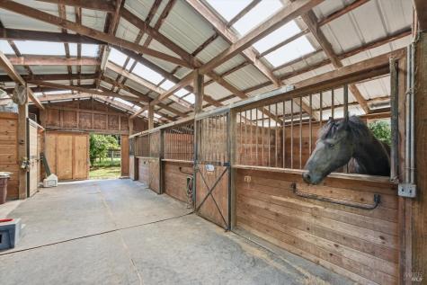 4320 Roblar Road Petaluma CA 94952