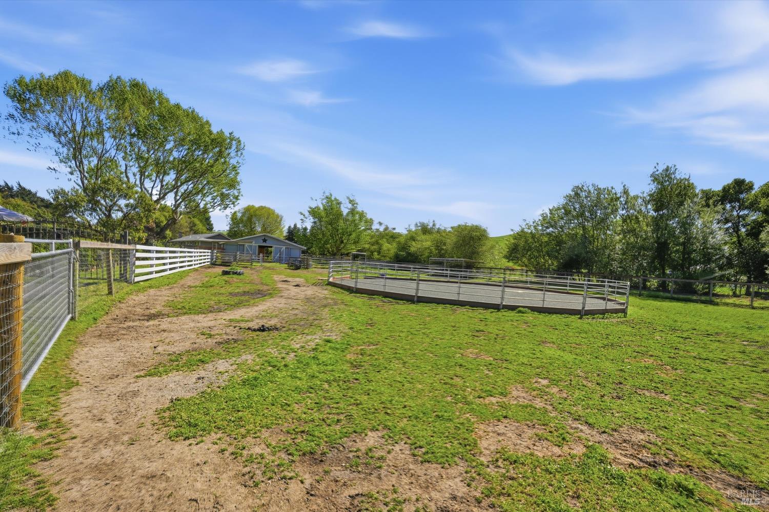 4320 Roblar Road Petaluma CA 94952