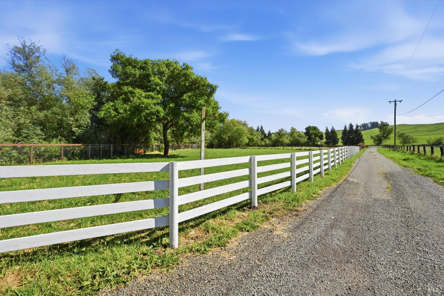 4320 Roblar Road Petaluma CA 94952