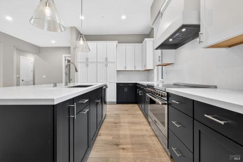 1913 Carlile Place Santa Rosa CA 95403