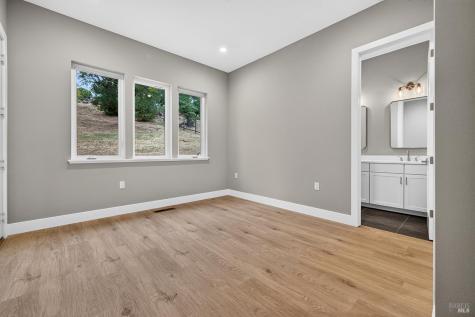 1913 Carlile Place Santa Rosa CA 95403