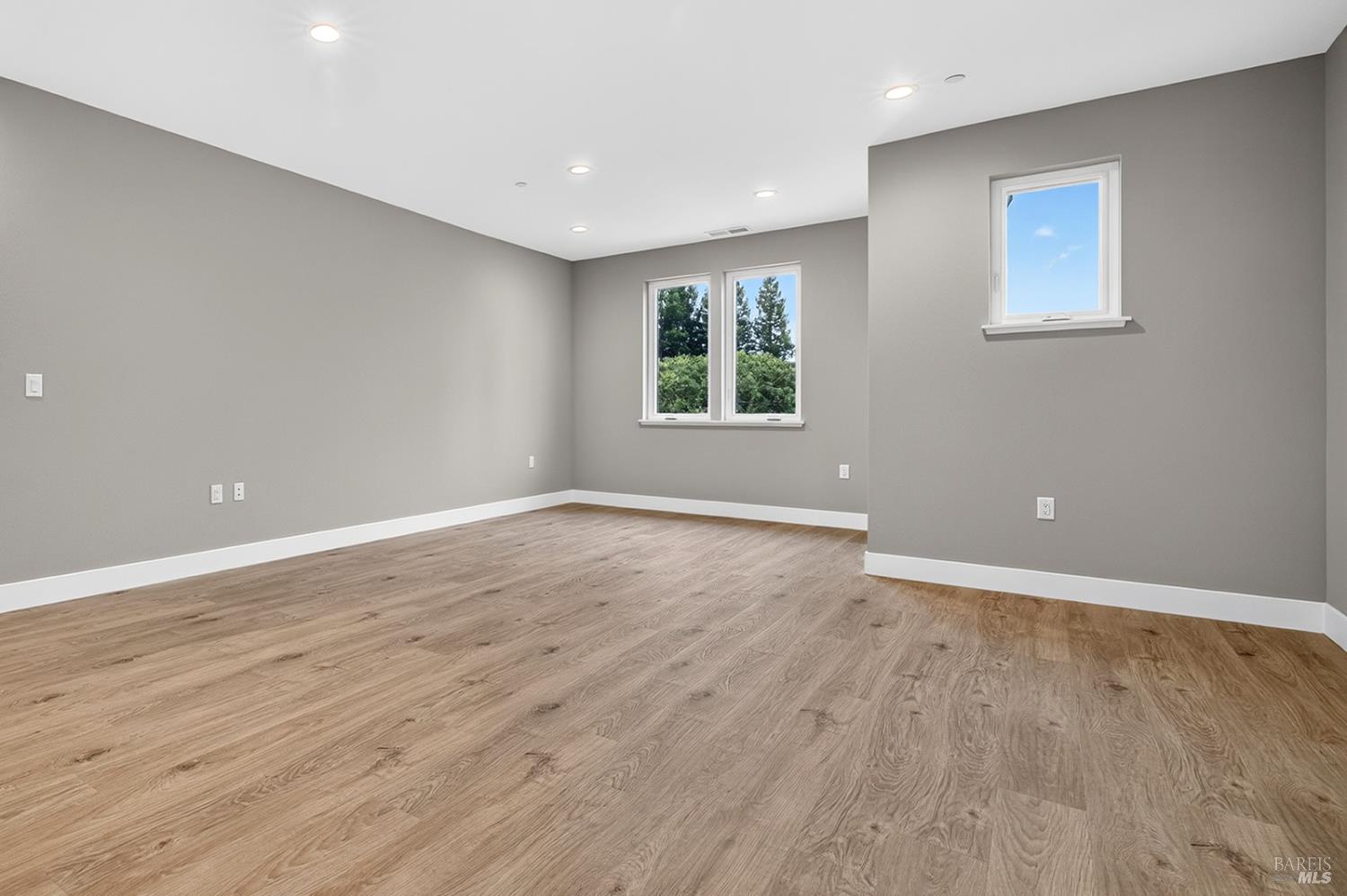1913 Carlile Place Santa Rosa CA 95403