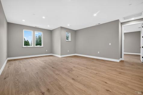 1913 Carlile Place Santa Rosa CA 95403